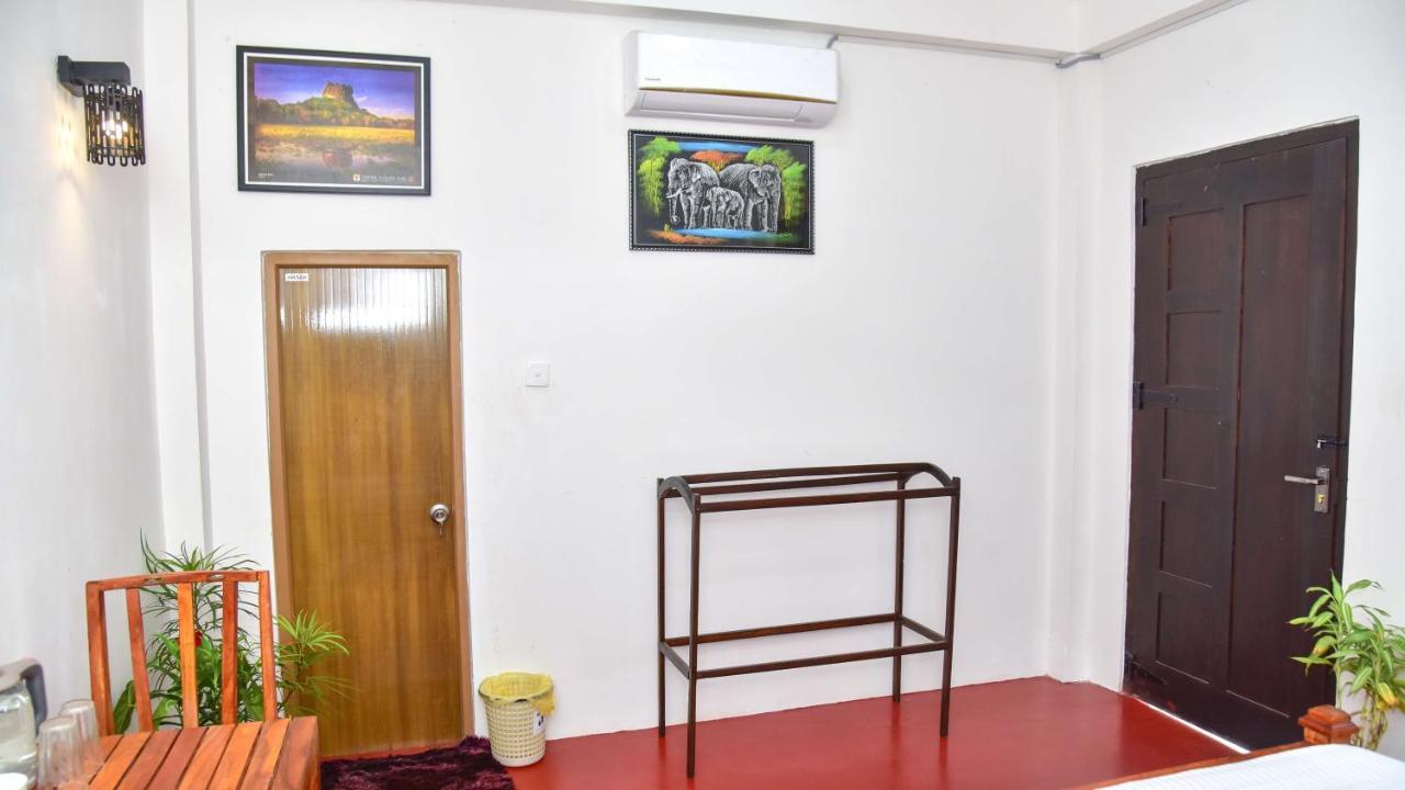 Smashing Inn Dambulla Exterior foto