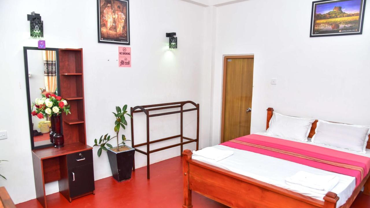 Smashing Inn Dambulla Exterior foto