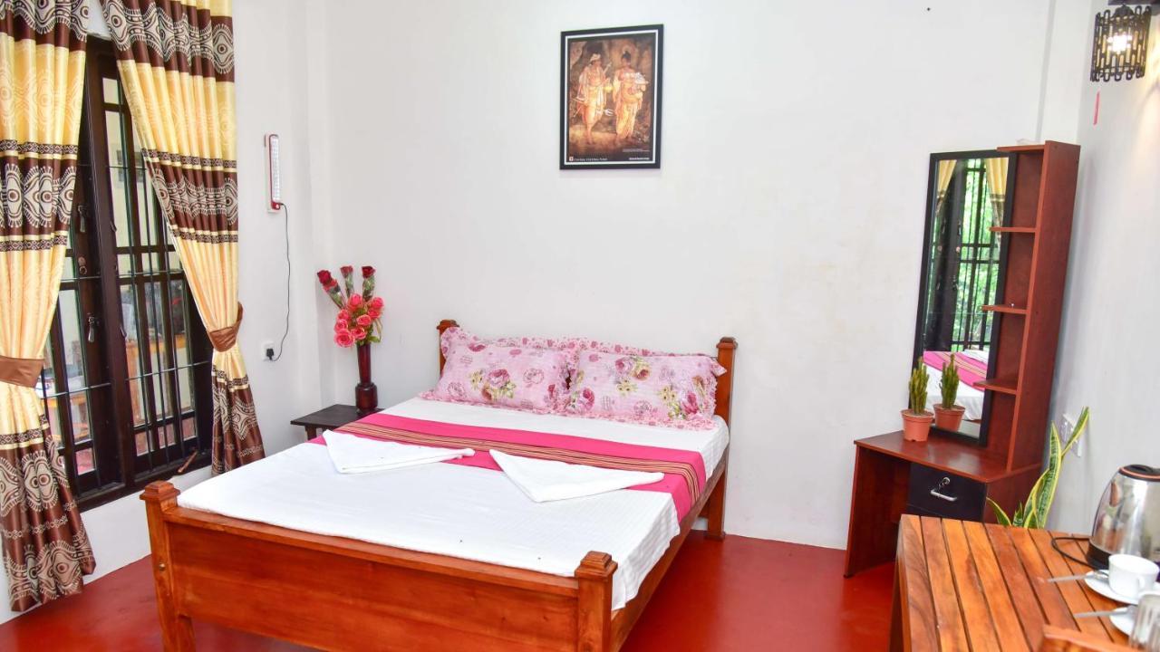 Smashing Inn Dambulla Exterior foto
